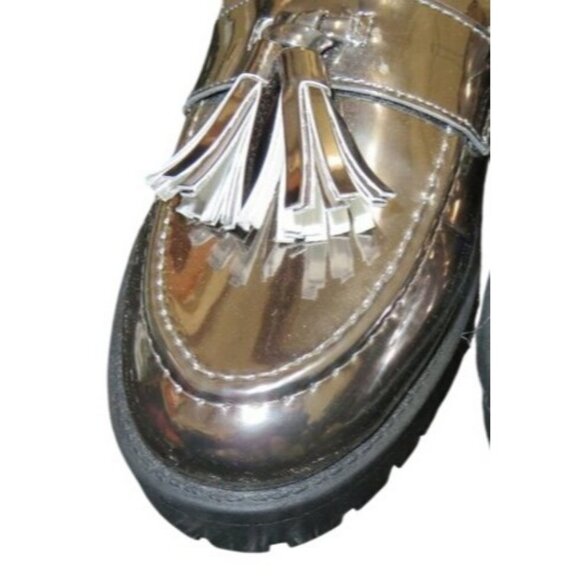 Bandolino Metallic Fillup Loafer Driving Shoe Slip On tassle embellished size 7 - Picture 2 of 8